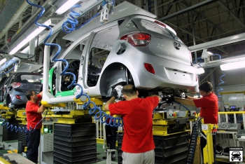 Showroom, nhà máy xe lớn nhất Đông Nam Á nở rộ tại Việt Nam